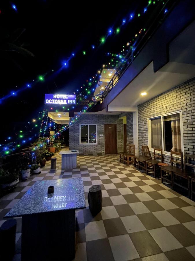 Hotel October Inn Pokhara Eksteriør bilde